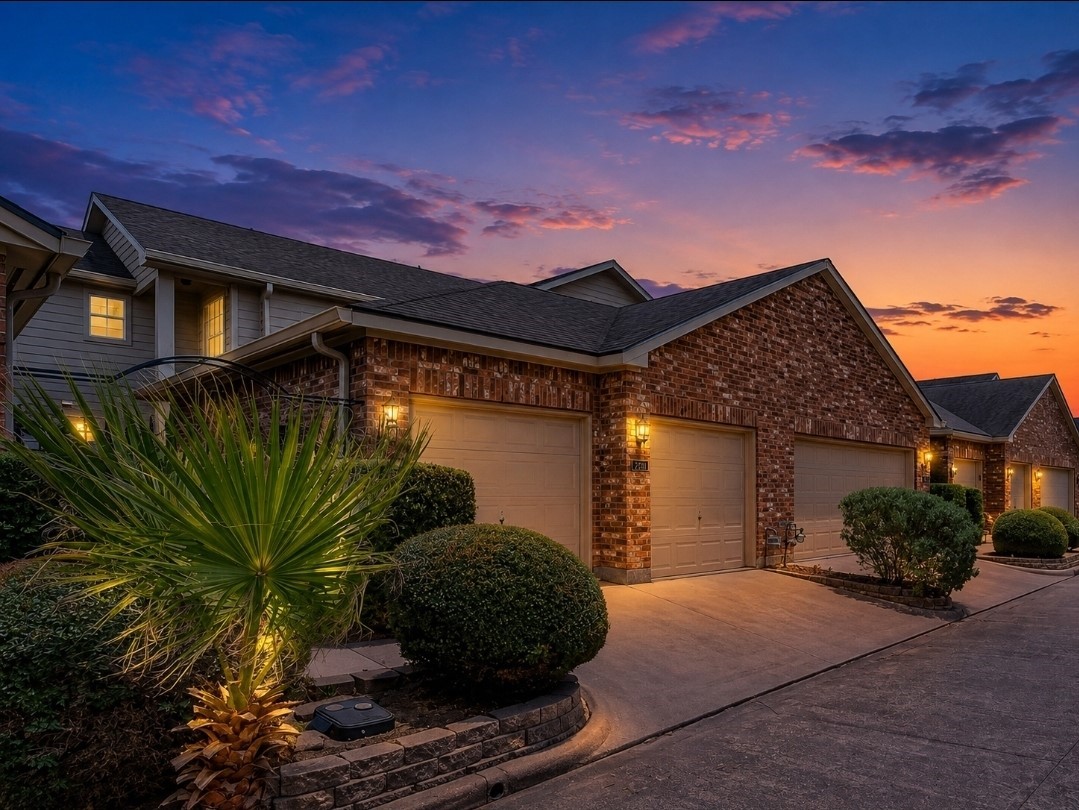 2034 Glencove Drive Property Photo 1