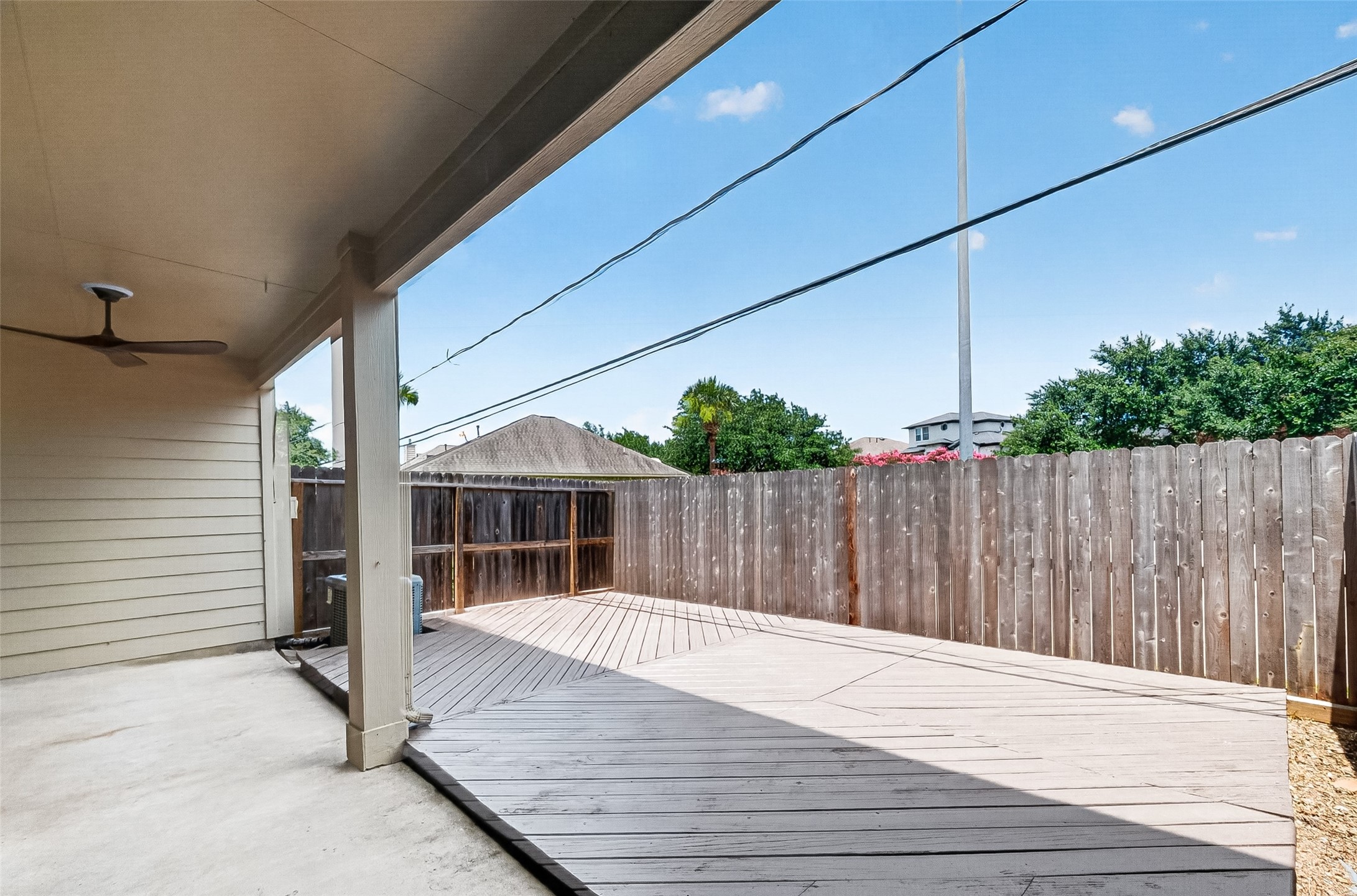 2034 Glencove Drive Property Photo 27