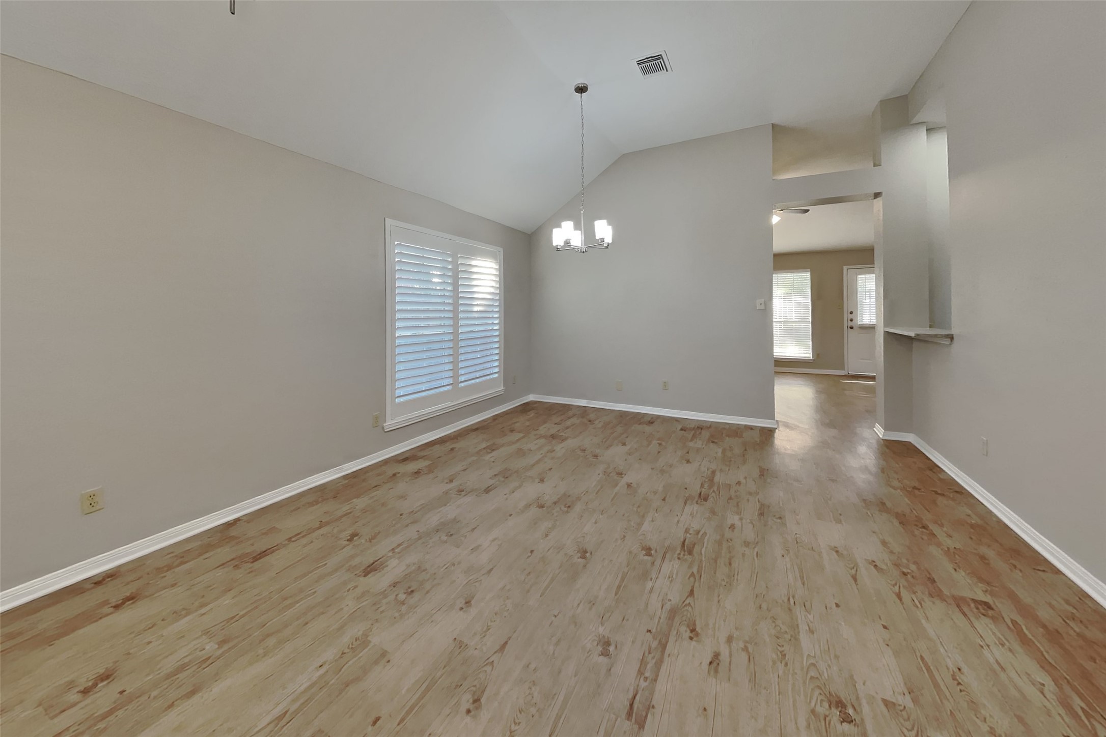 12203 Canterhurst Way Property Photo 3