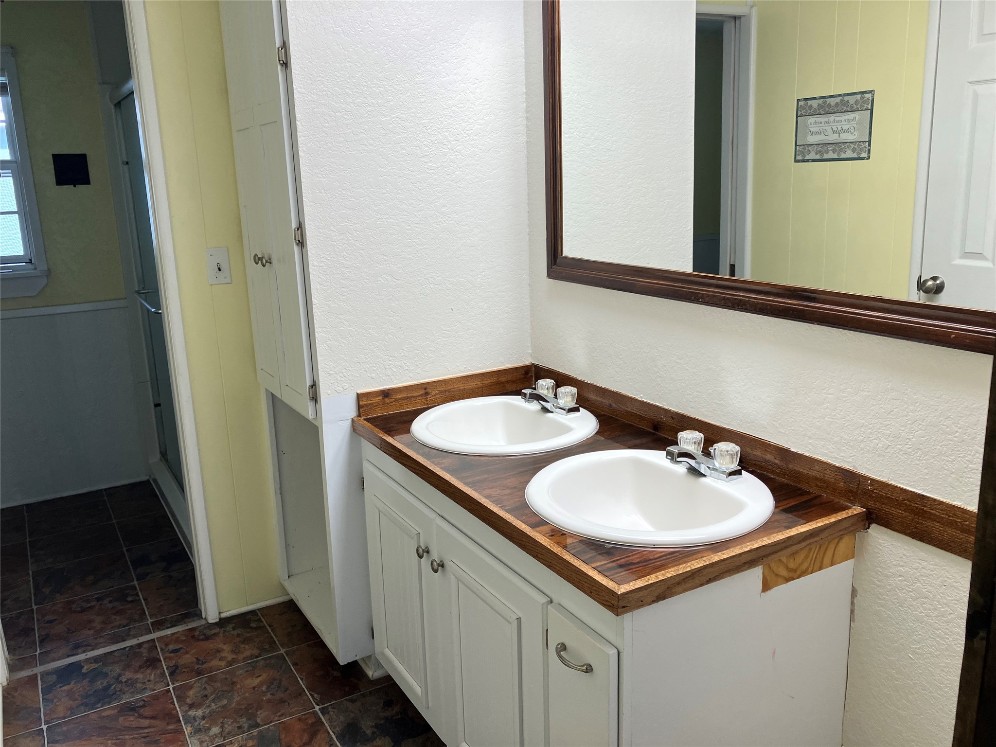 314 5th Property Photo 15