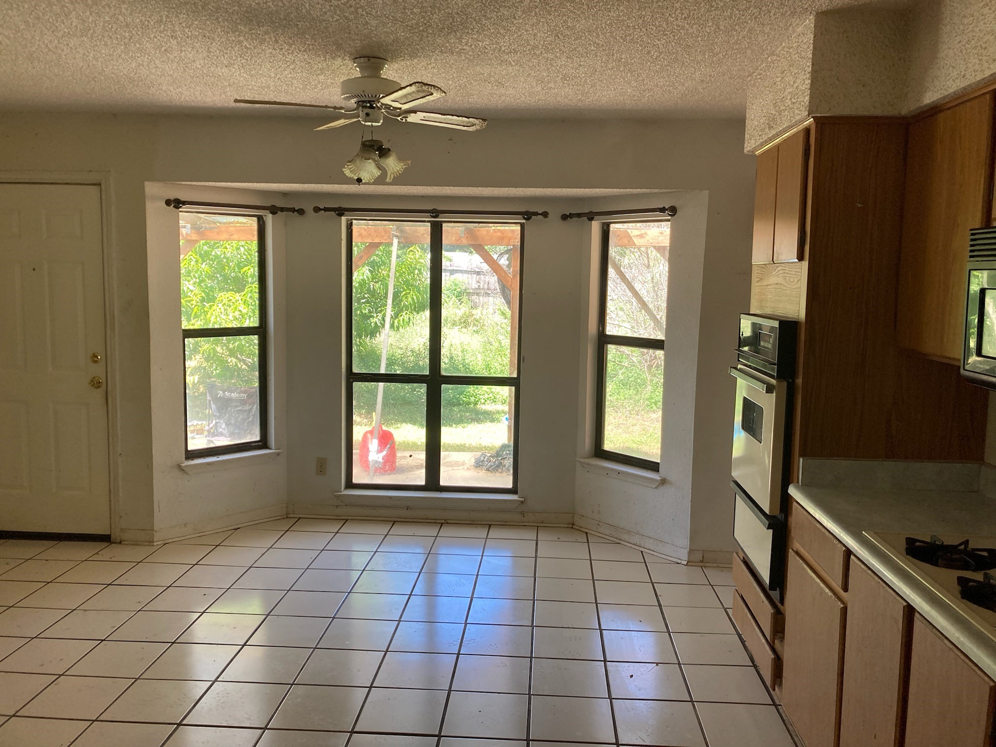 108 Timber Lane Property Photo 2