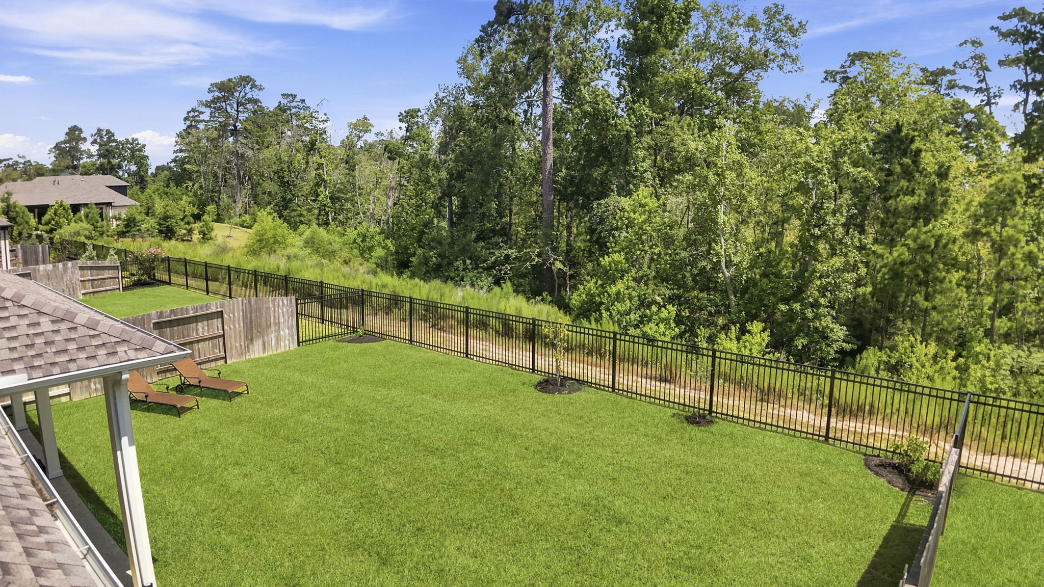 1042 Windy Creek Path Property Photo 10
