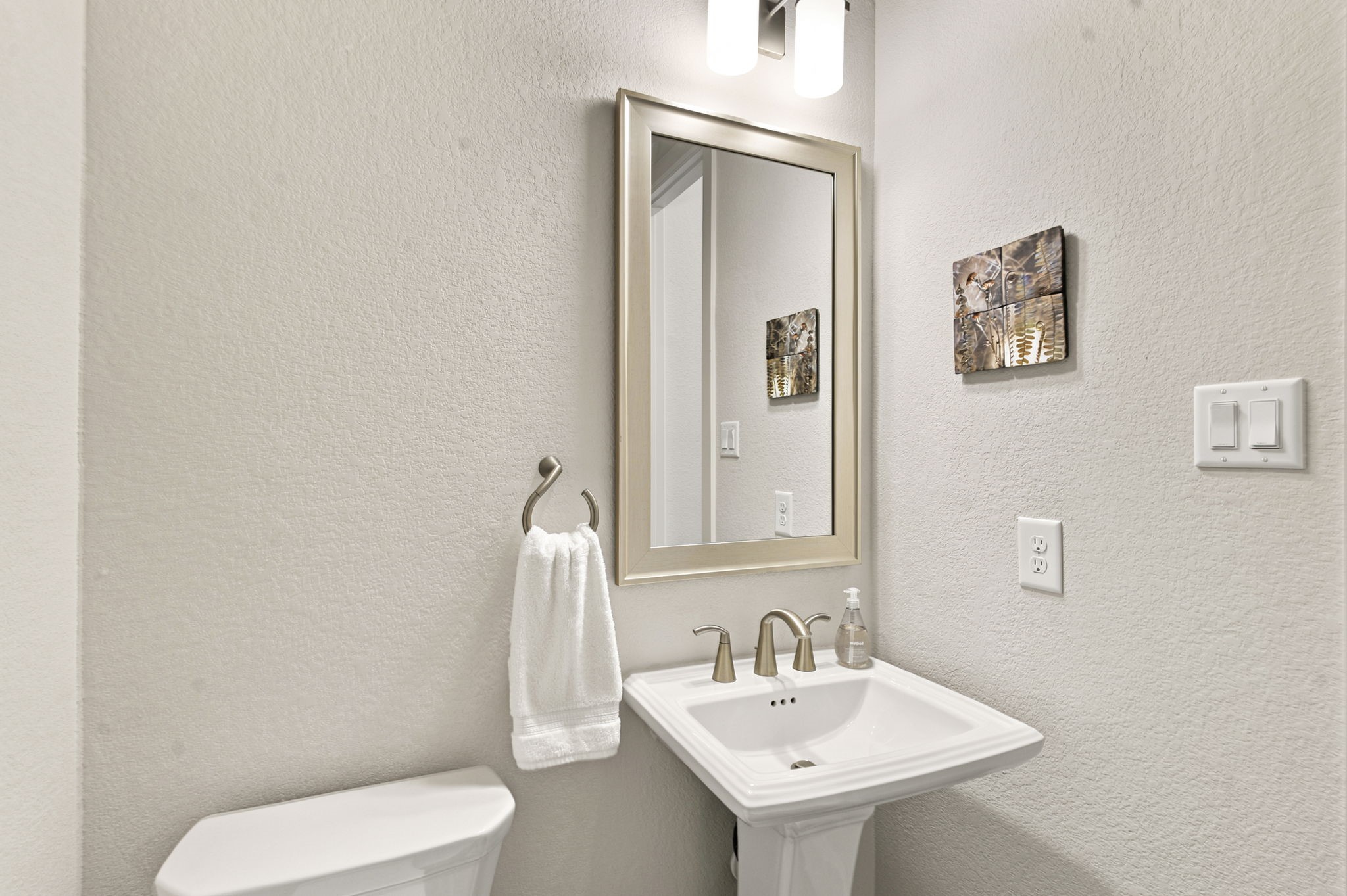 1042 Windy Creek Path Property Photo 24