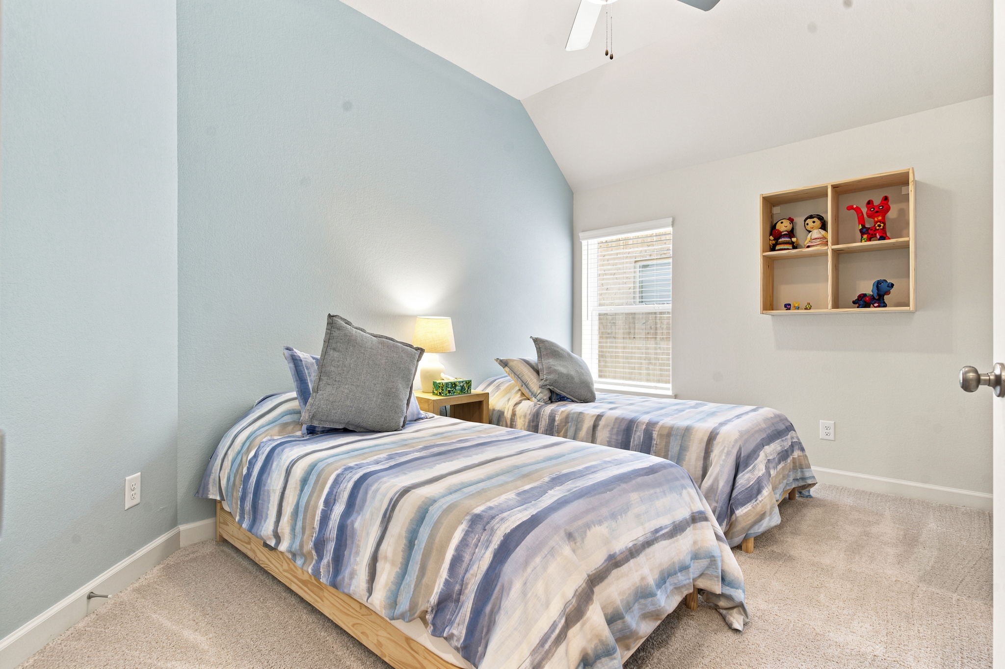 1042 Windy Creek Path Property Photo 30