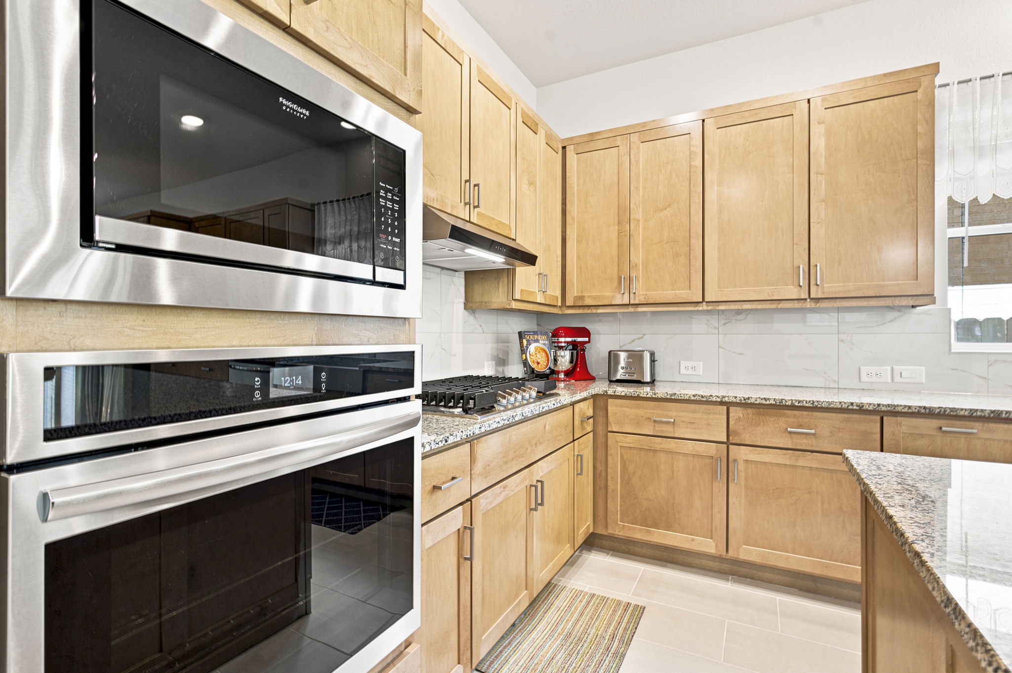 1042 Windy Creek Path Property Photo 36