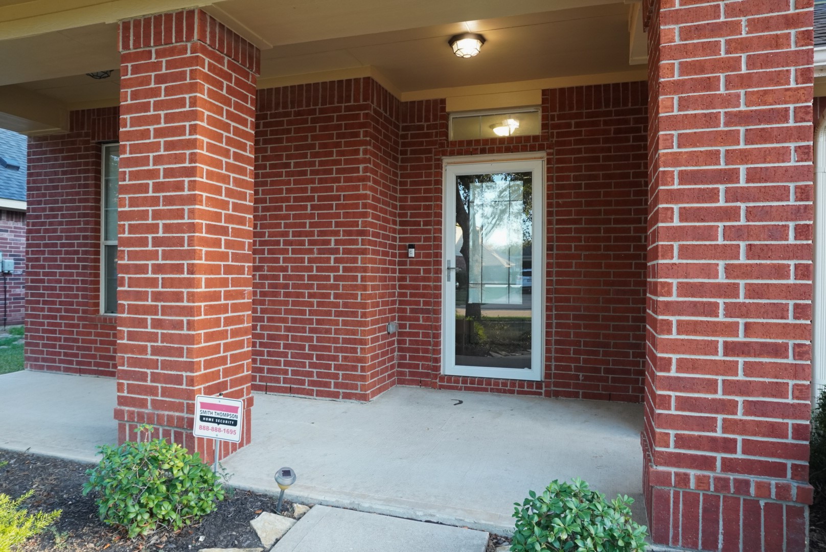 7506 Stone Arbor Lane Property Photo 6