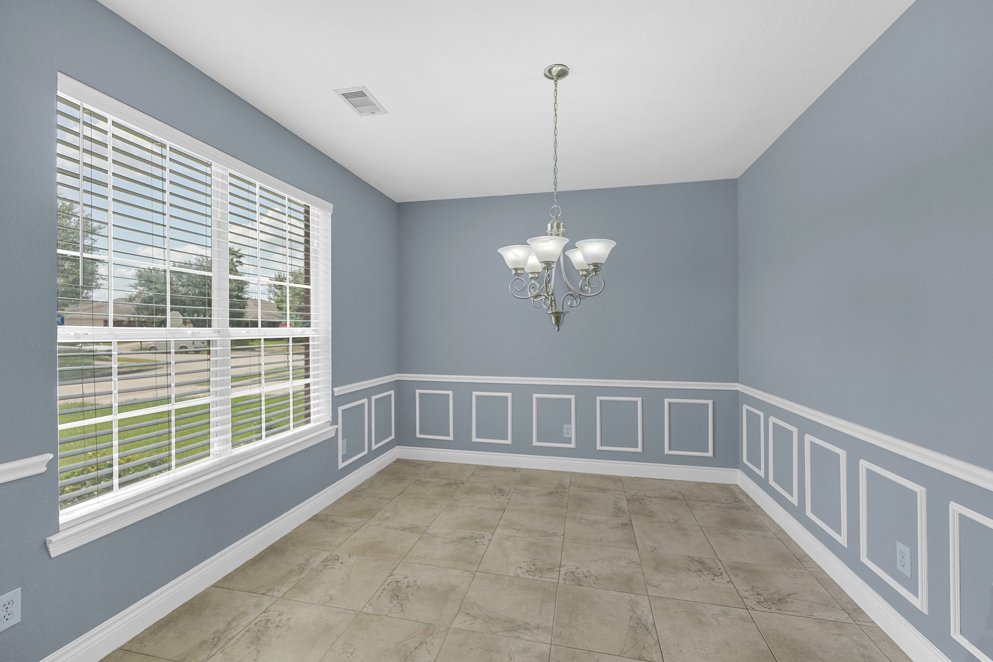 5107 Lost Cove Lane Property Photo 5