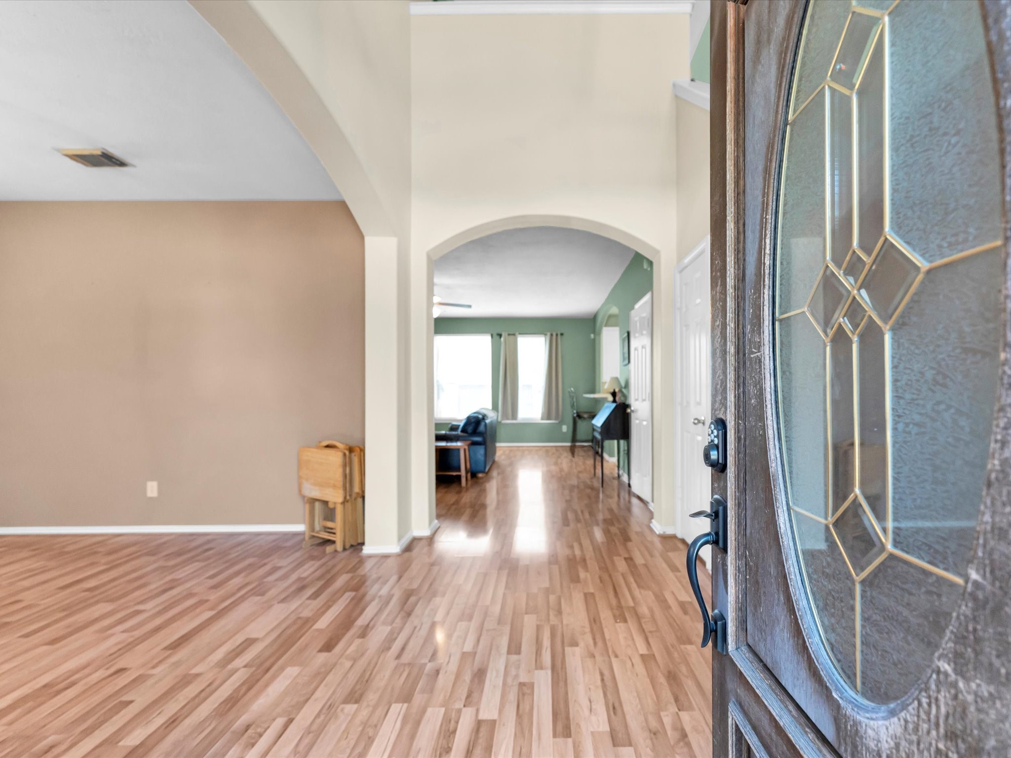 2403 Floral Ridge Drive Property Photo 5