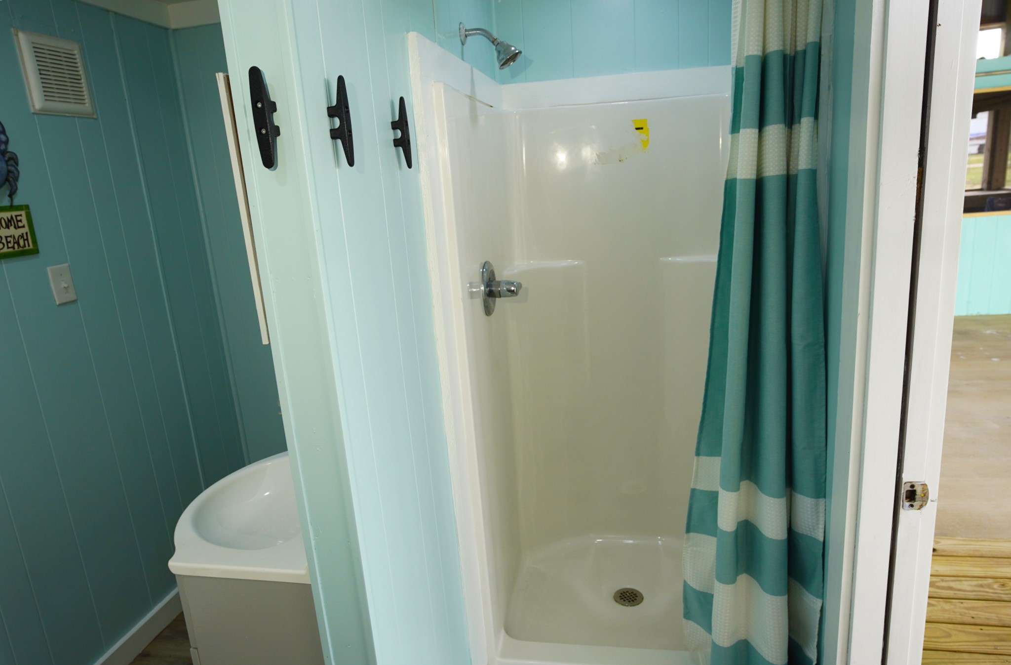 996 Blue Water Boulevard Property Photo 7