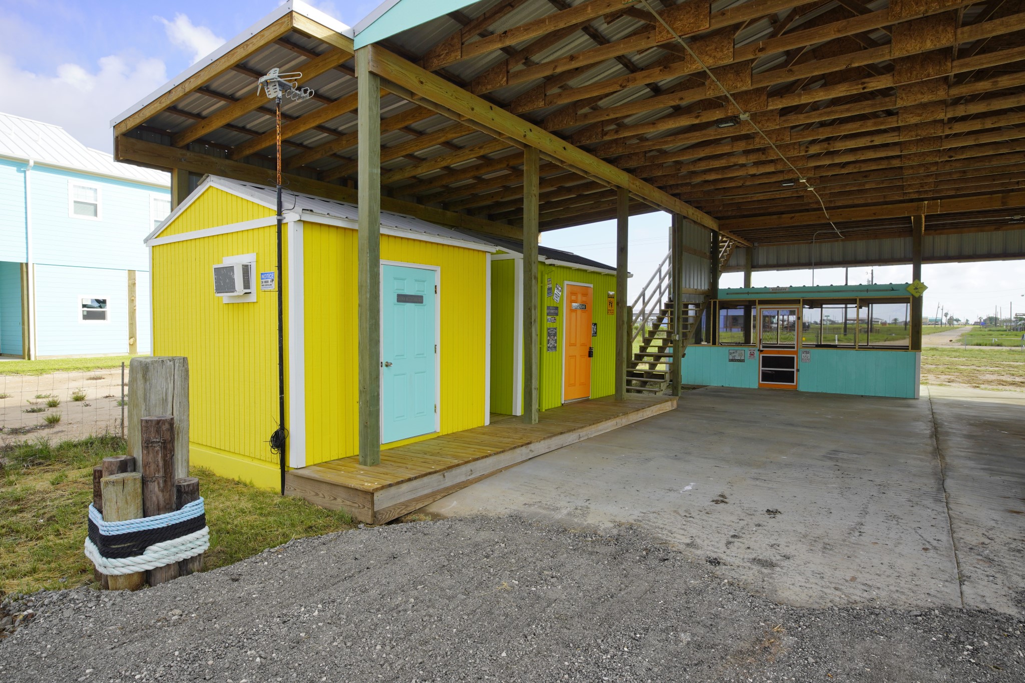 996 Blue Water Boulevard Property Photo 9