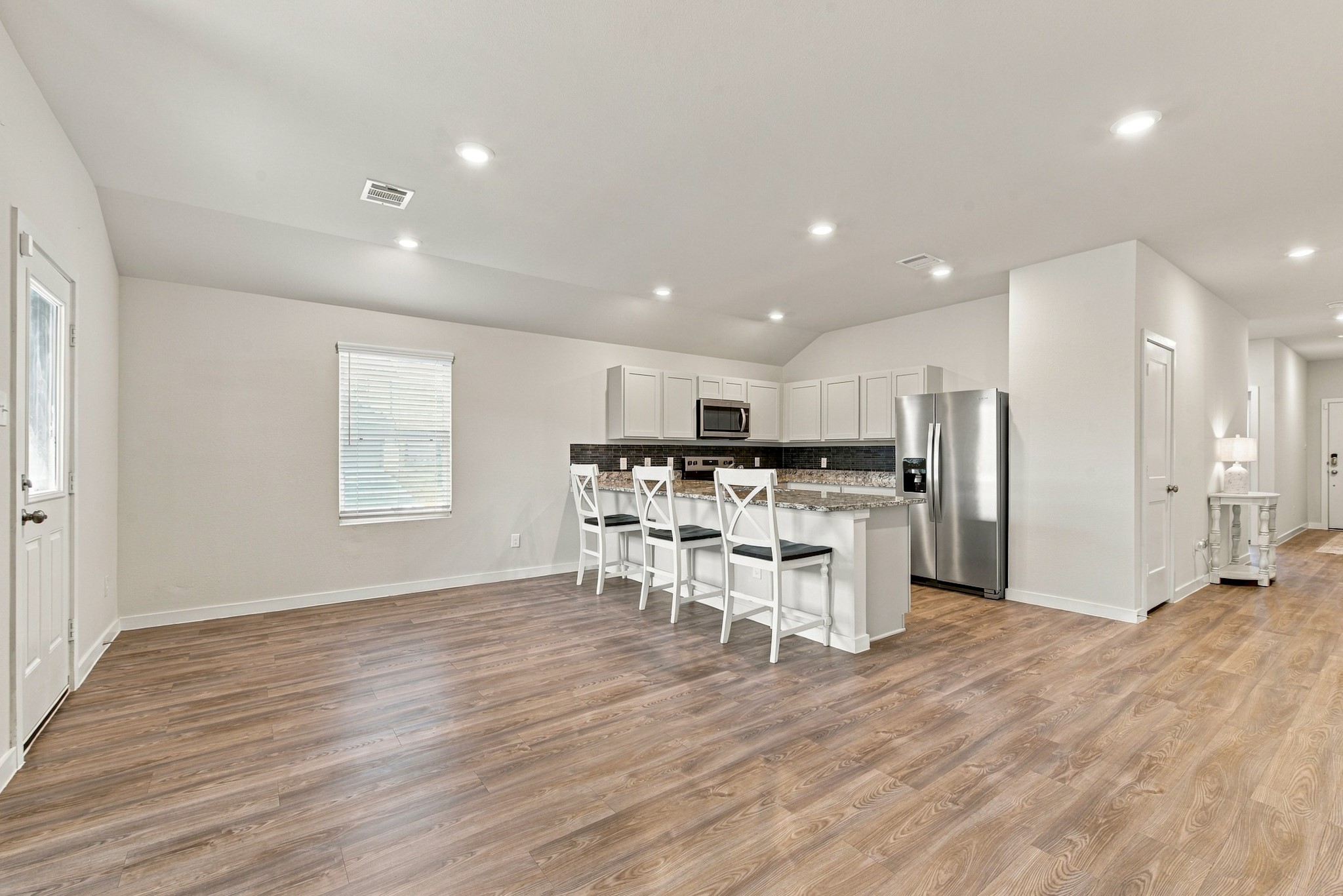 6002 Eagle Ridge Drive Property Photo 3