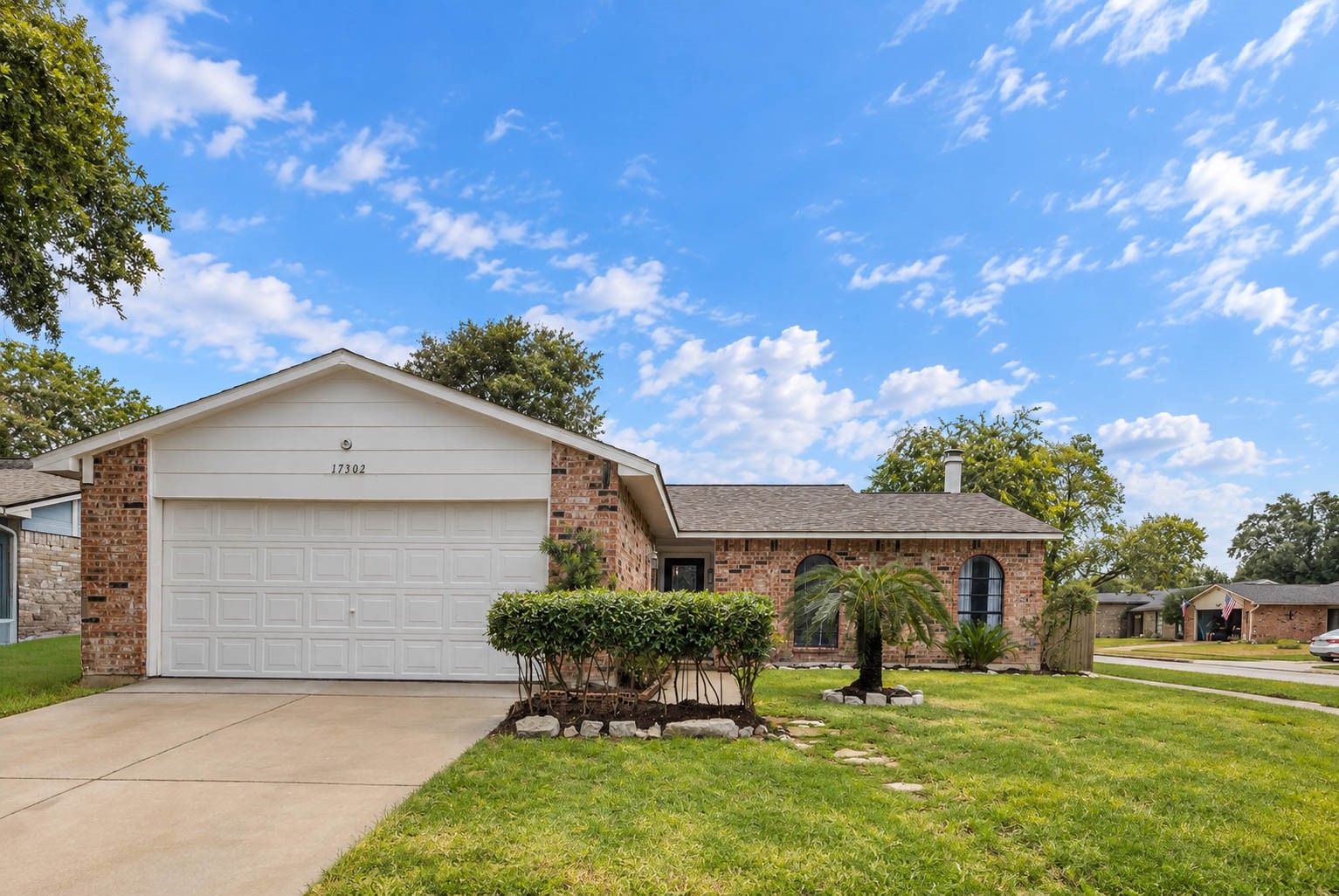 17302 S Yorkglen Drive Property Photo 4