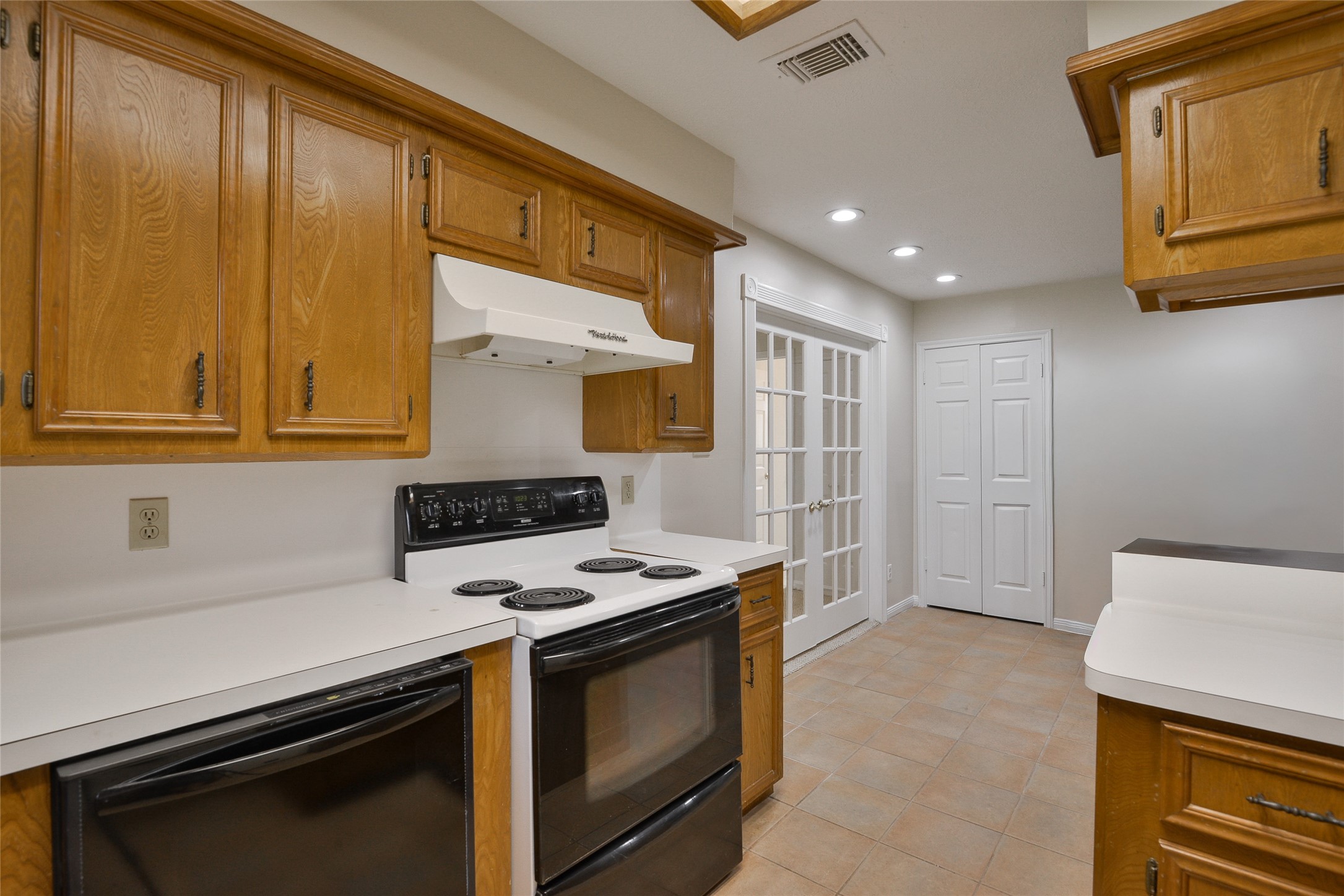 5406 Avenue C Property Photo 6