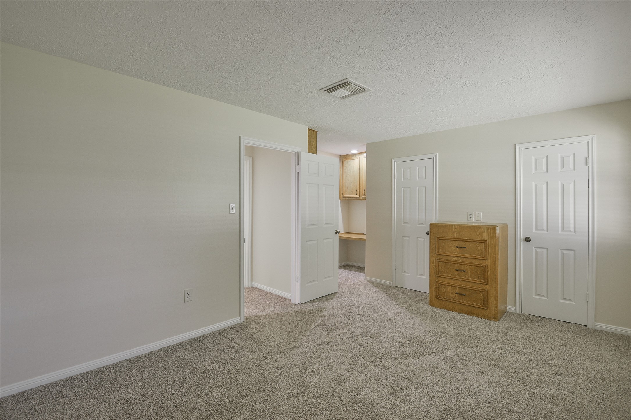 5406 Avenue C Property Photo 28