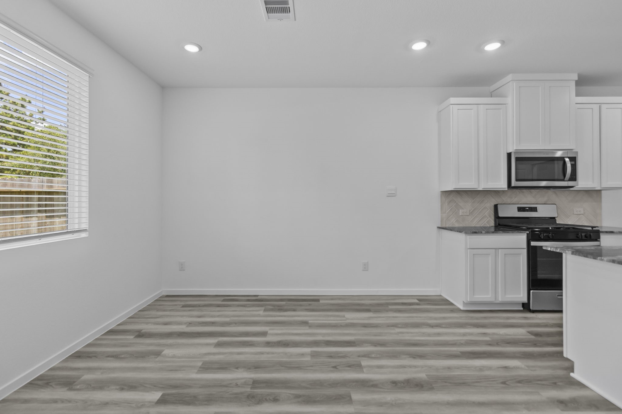 7523 Bella Springs Property Photo 8