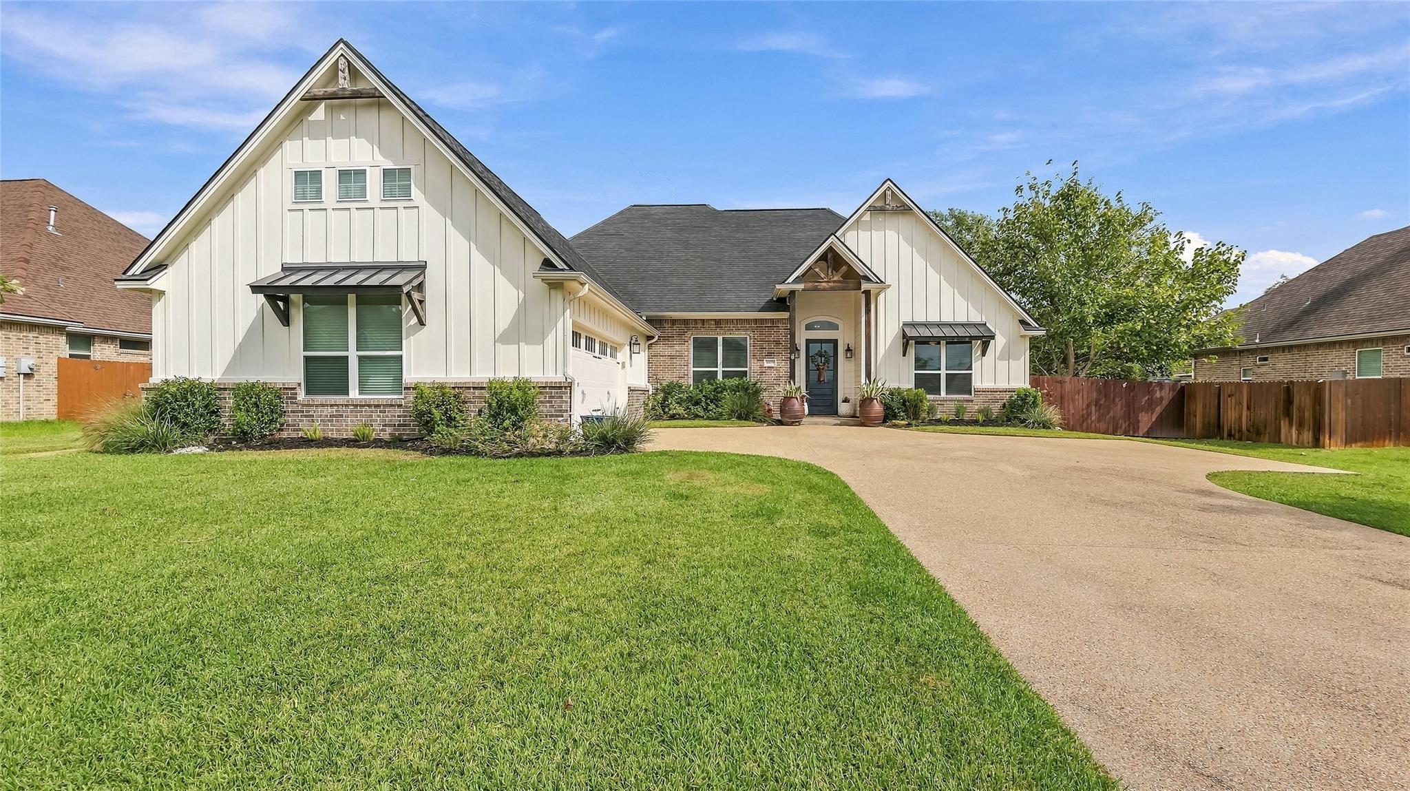 4829 Coopers Hawk Drive, College Station Tx 77845 Property Photo 1