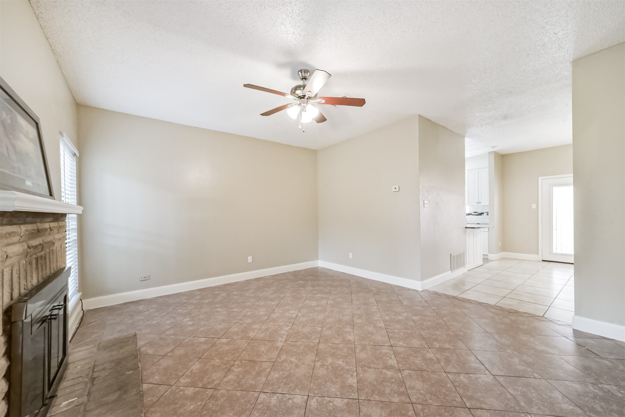 12500 Brookglade Circle 172 Property Photo 11