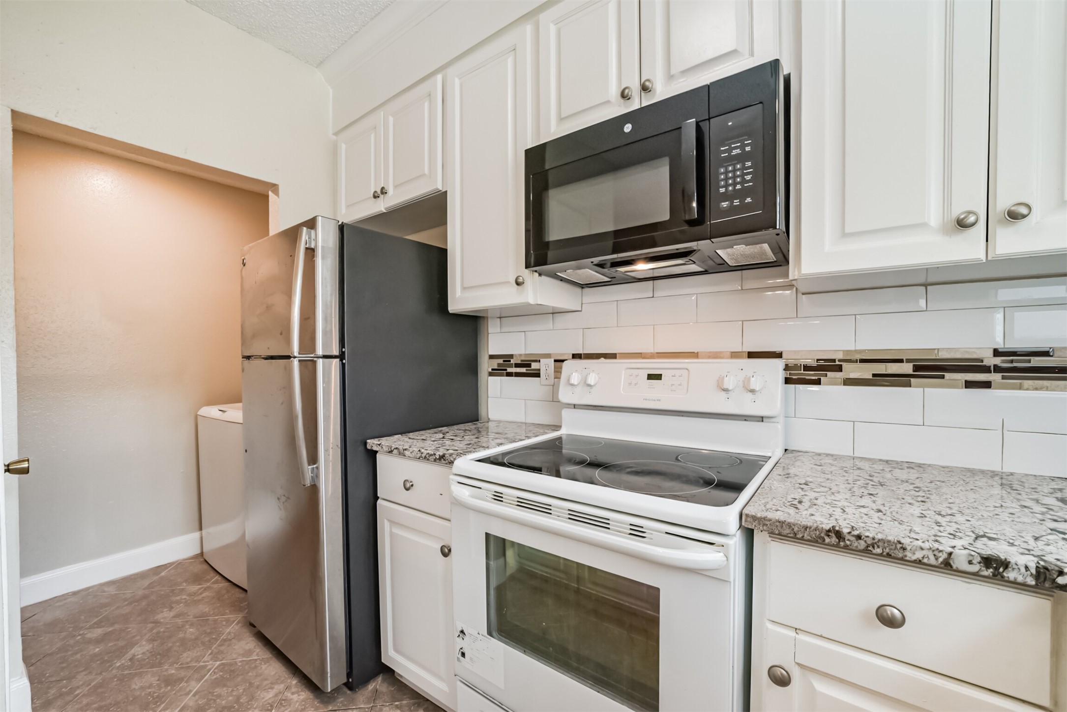 12500 Brookglade Circle 172 Property Photo 17