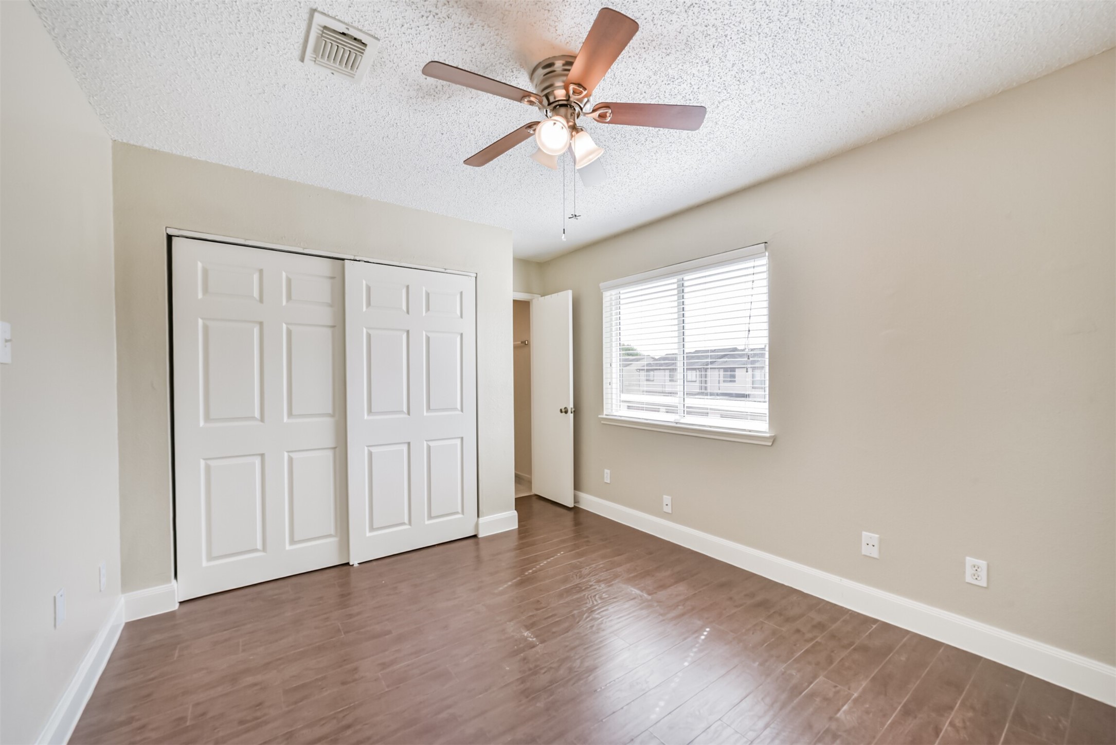 12500 Brookglade Circle 172 Property Photo 29
