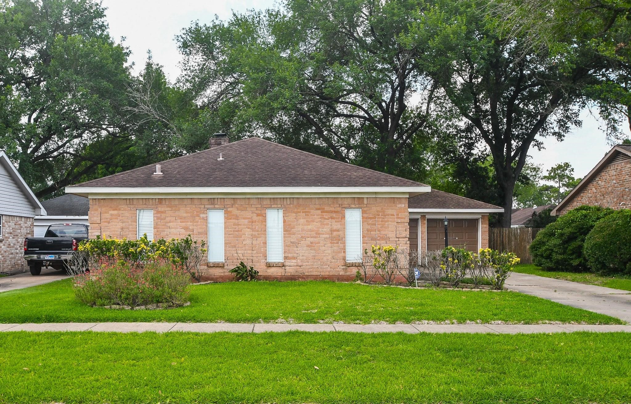 12927 Westmere Drive Property Photo 1