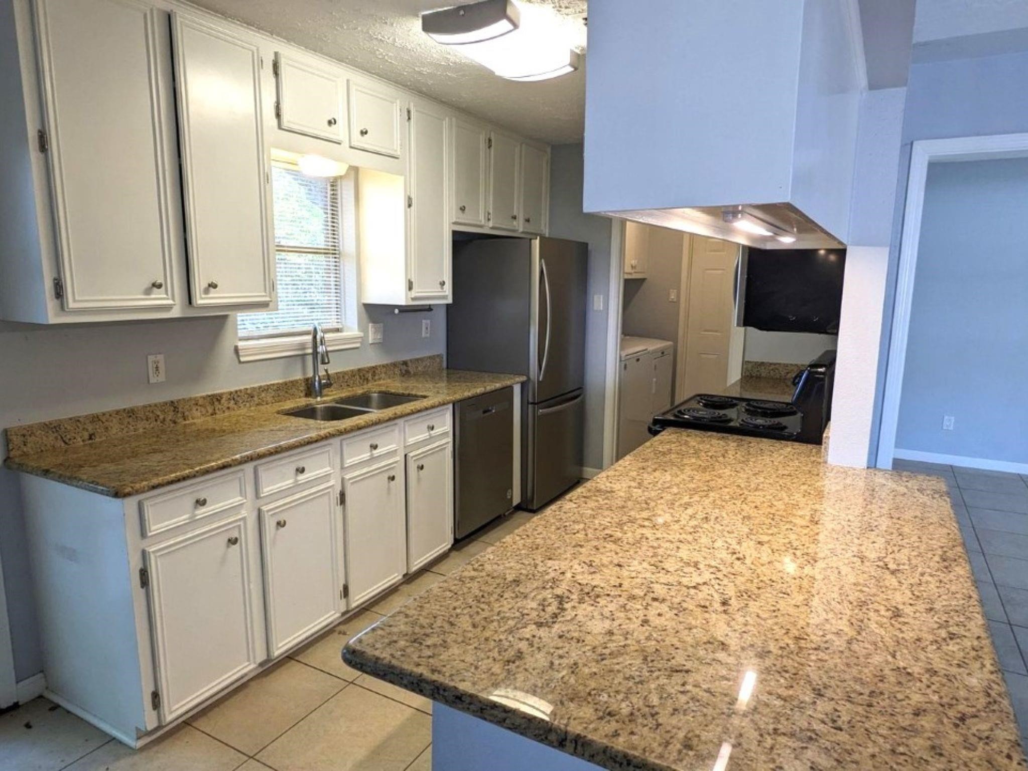 12927 Westmere Drive Property Photo 10