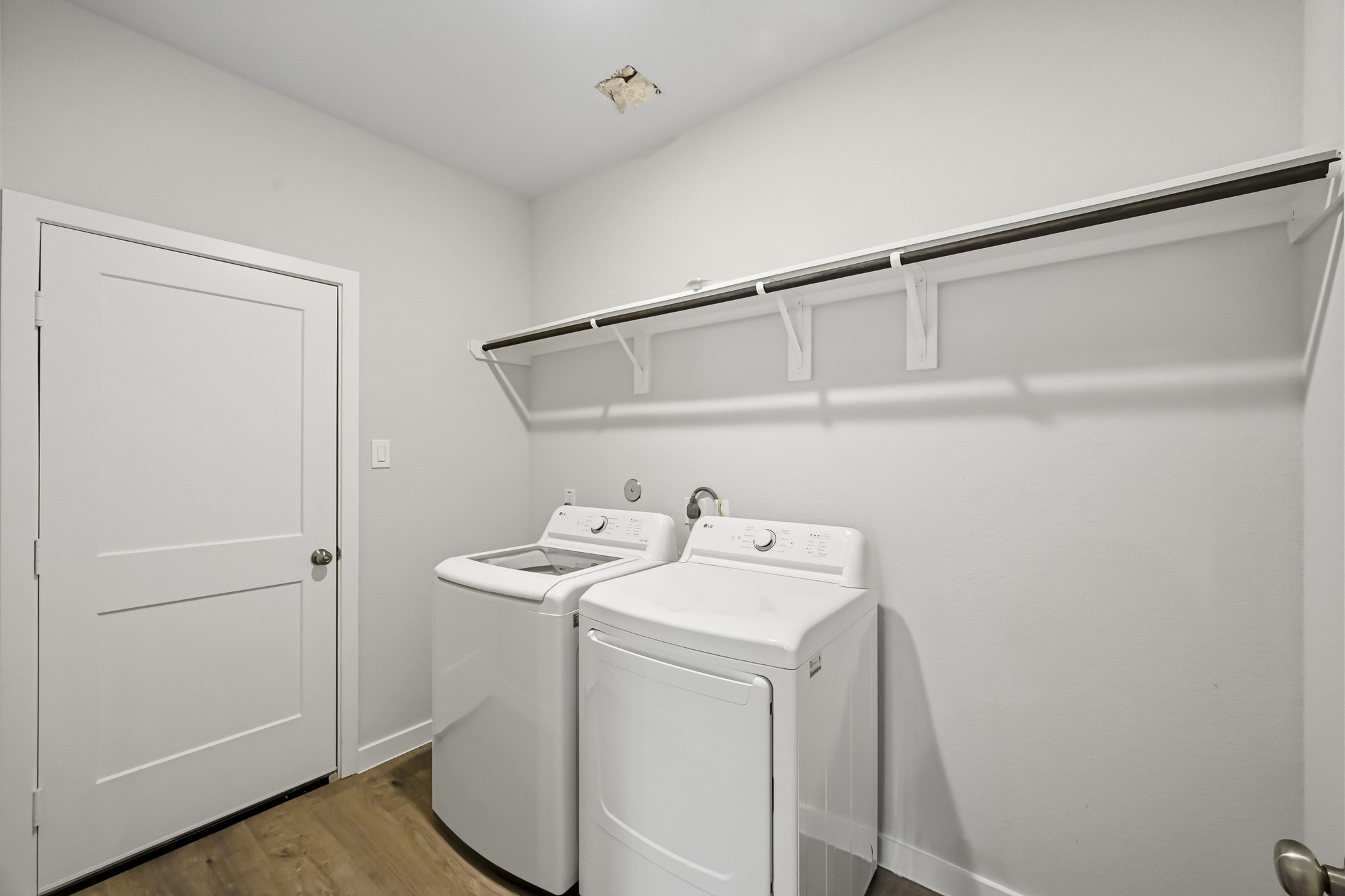 15474 Park Perch Place Property Photo 4