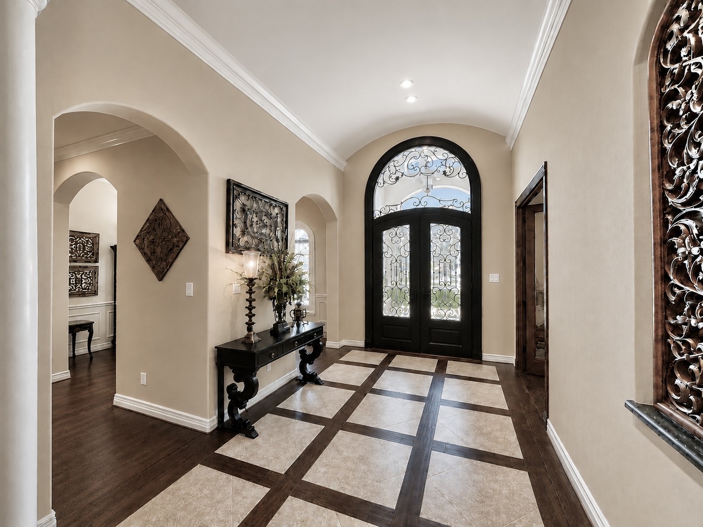 13411 Hilton Head Drive Property Photo 5