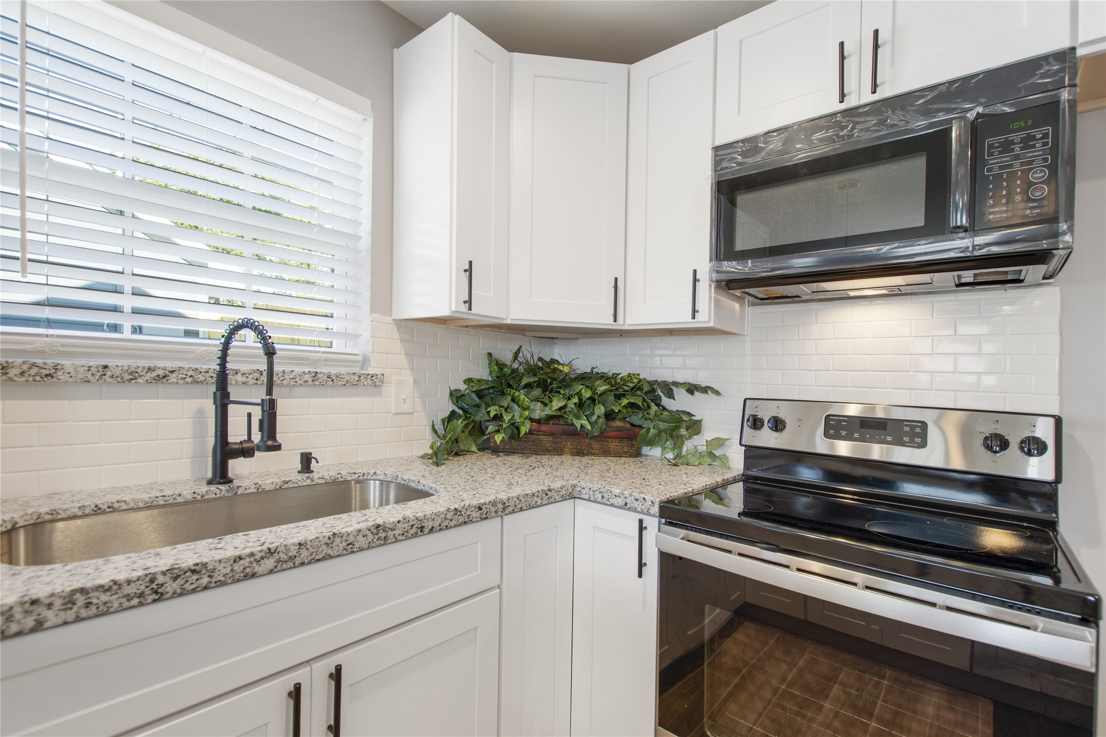 707 Hamon Drive Property Photo 4