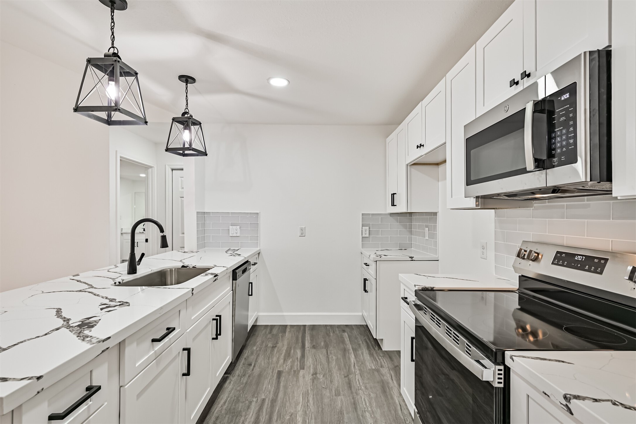 512 Stoneledge Drive Property Photo