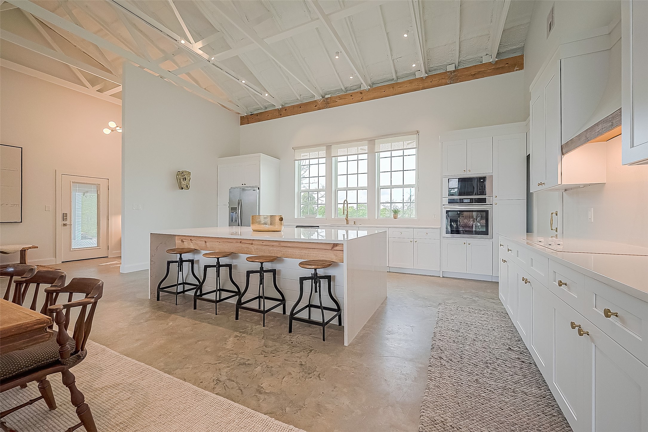 1295 Brazos River Road Property Photo 8