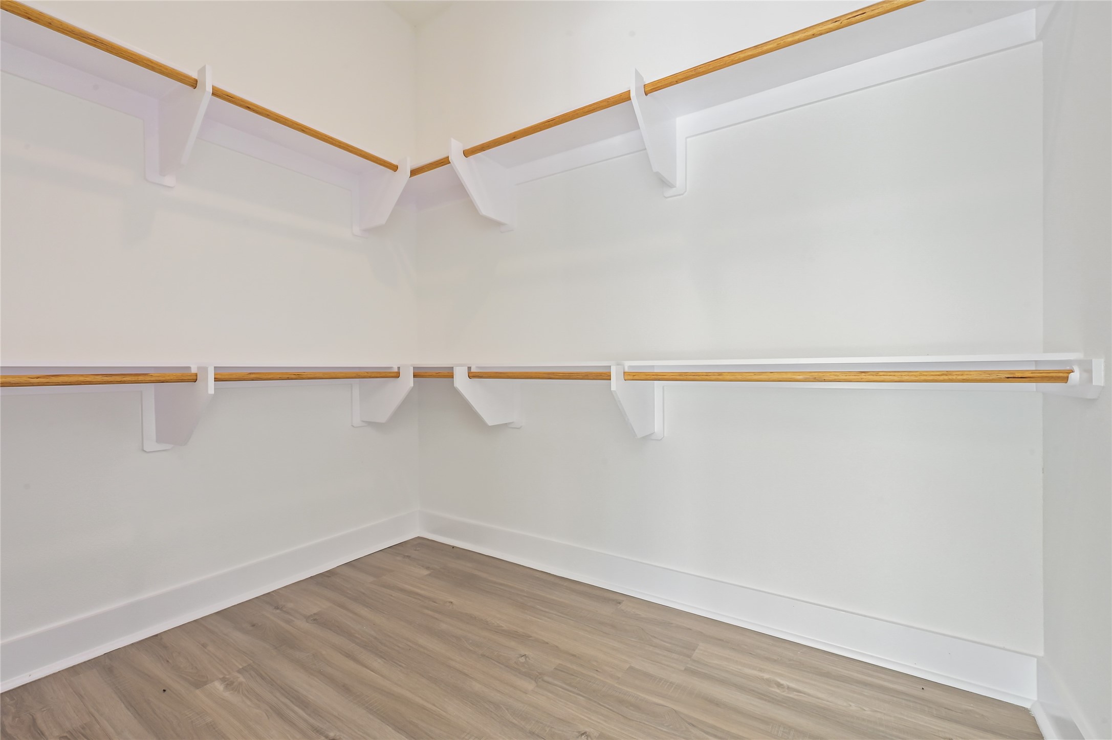 4602 Clay Street B Property Photo 7
