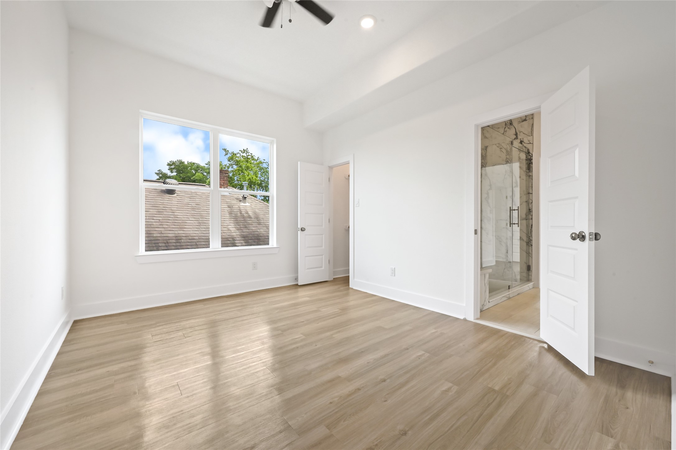 4602 Clay Street B Property Photo 12