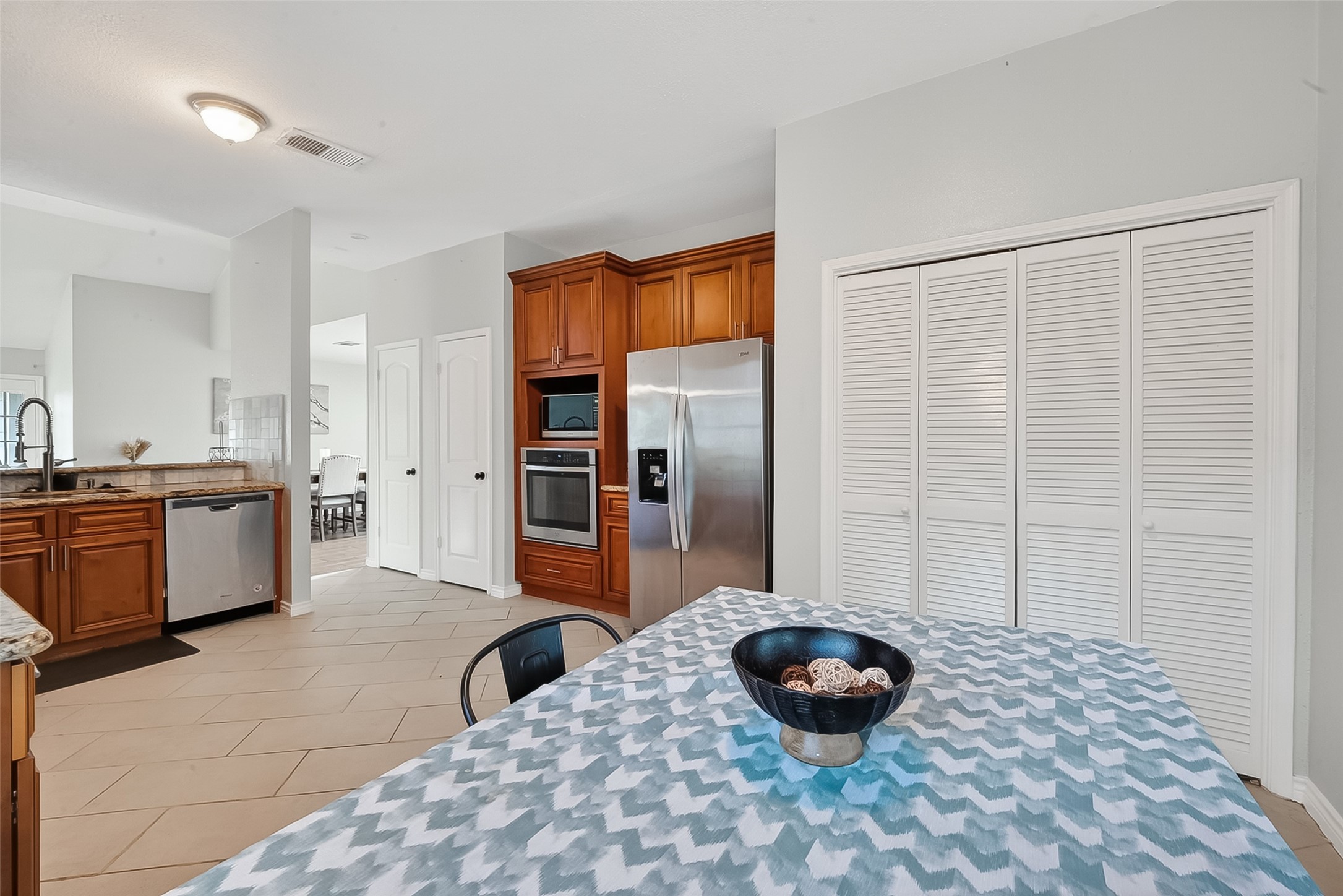 12727 Ashford Knoll Drive Property Photo 23