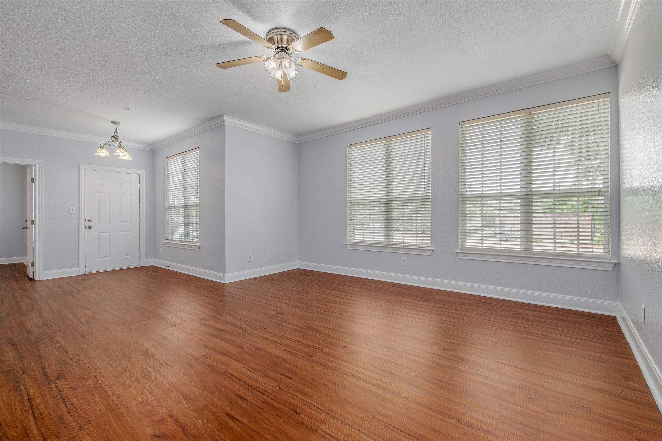 801 Luther Street W 106 Property Photo 5