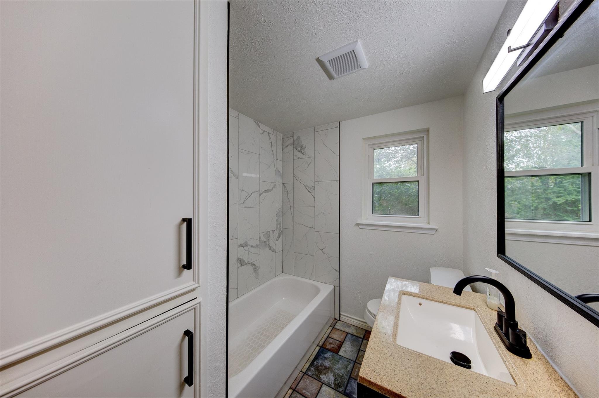 3115 Michael Street, Bacliff Tx 77518 Property Photo 18