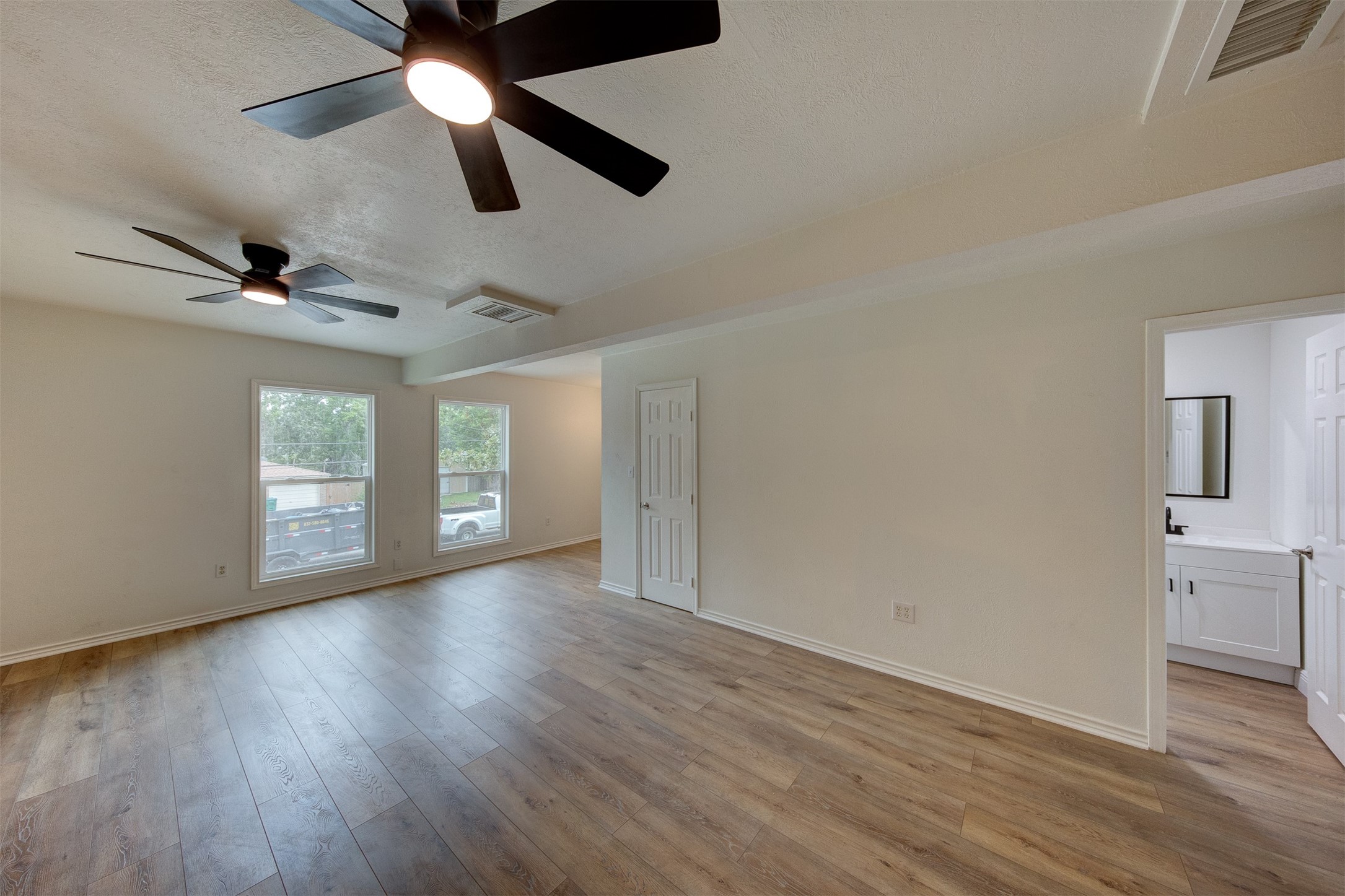 3115 Michael Street Property Photo 32