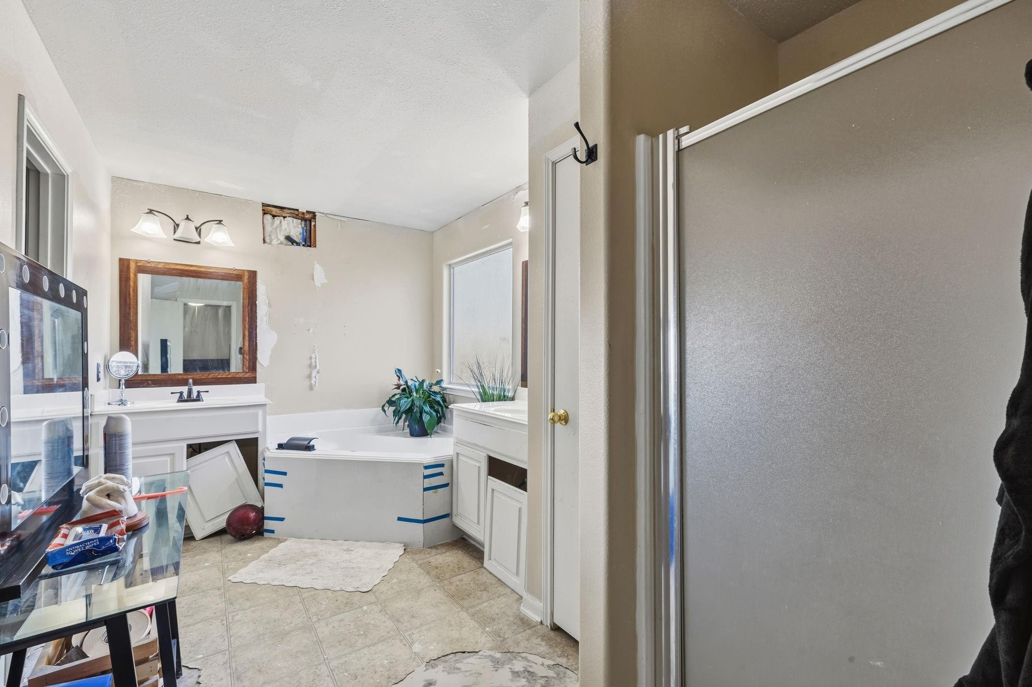 16205 Sun View Lane Property Photo 10