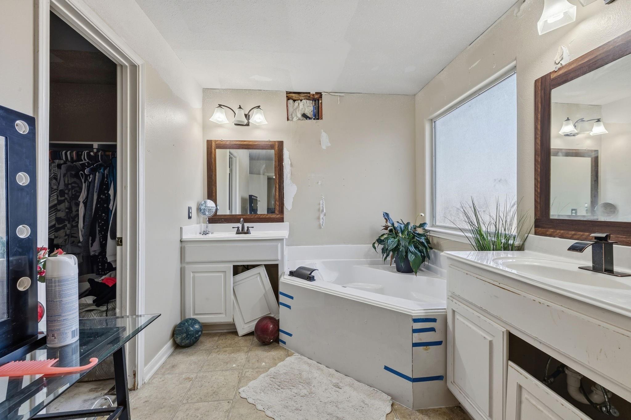 16205 Sun View Lane Property Photo 12