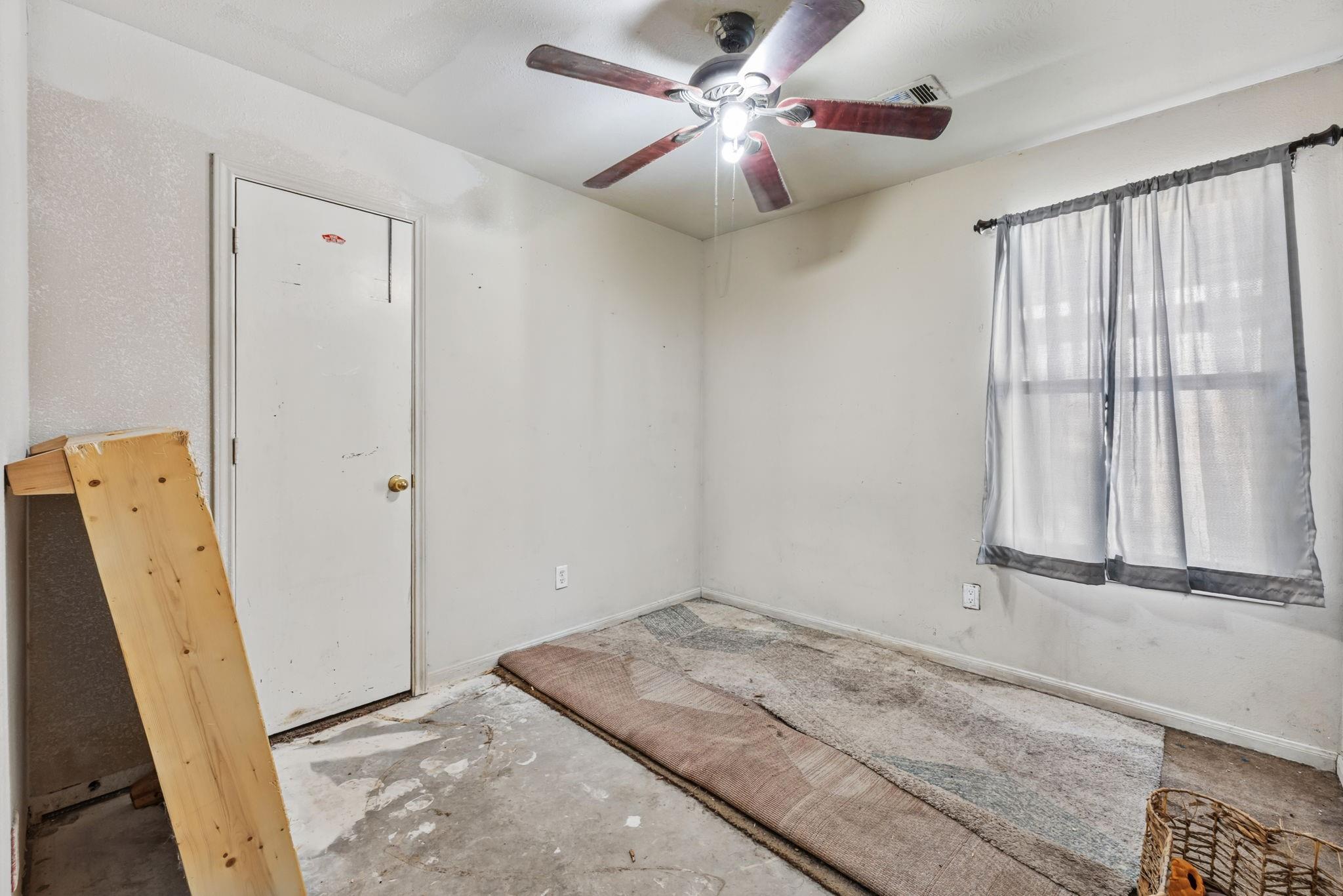 16205 Sun View Lane Property Photo 20