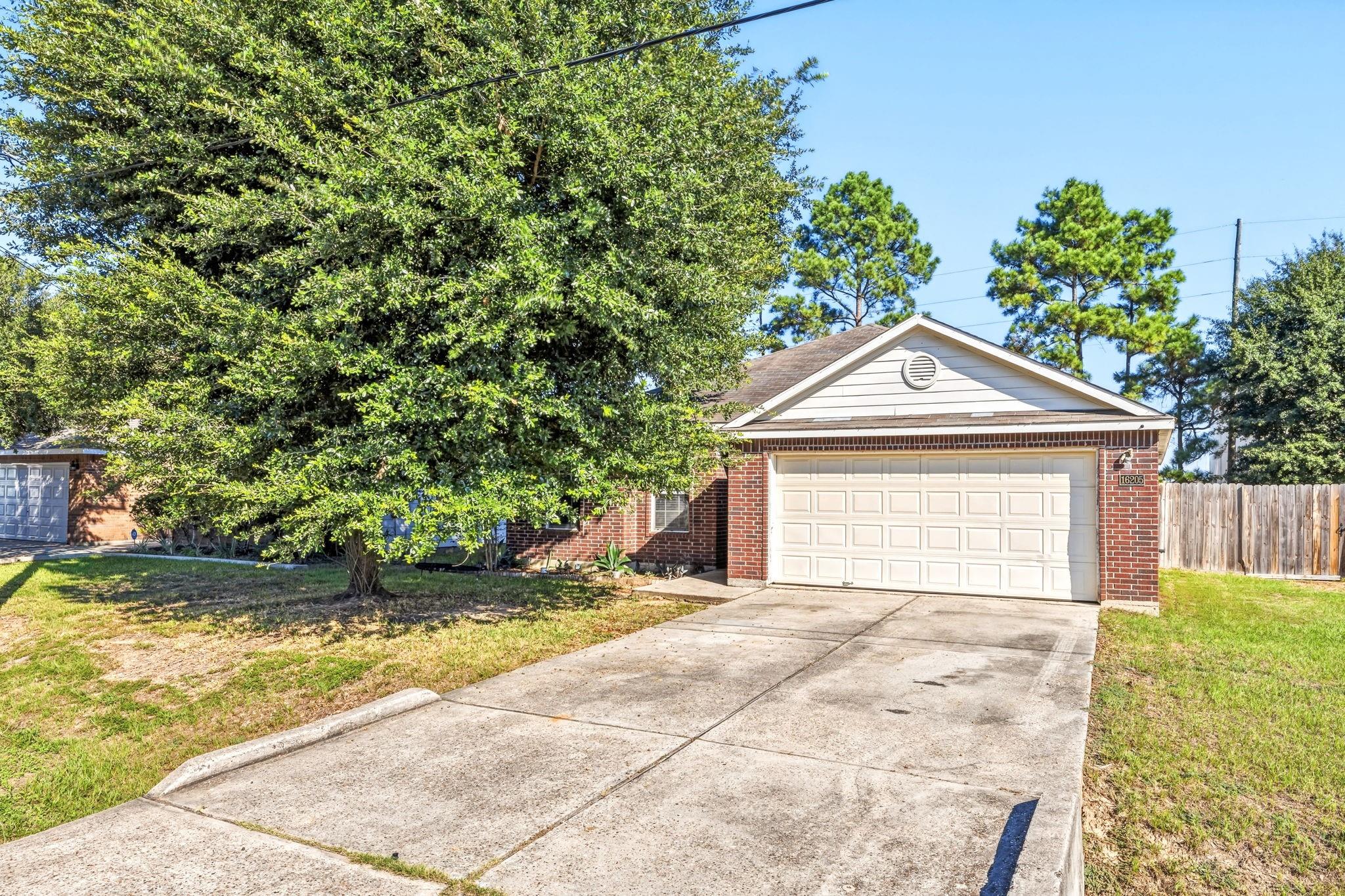16205 Sun View Lane Property Photo 27