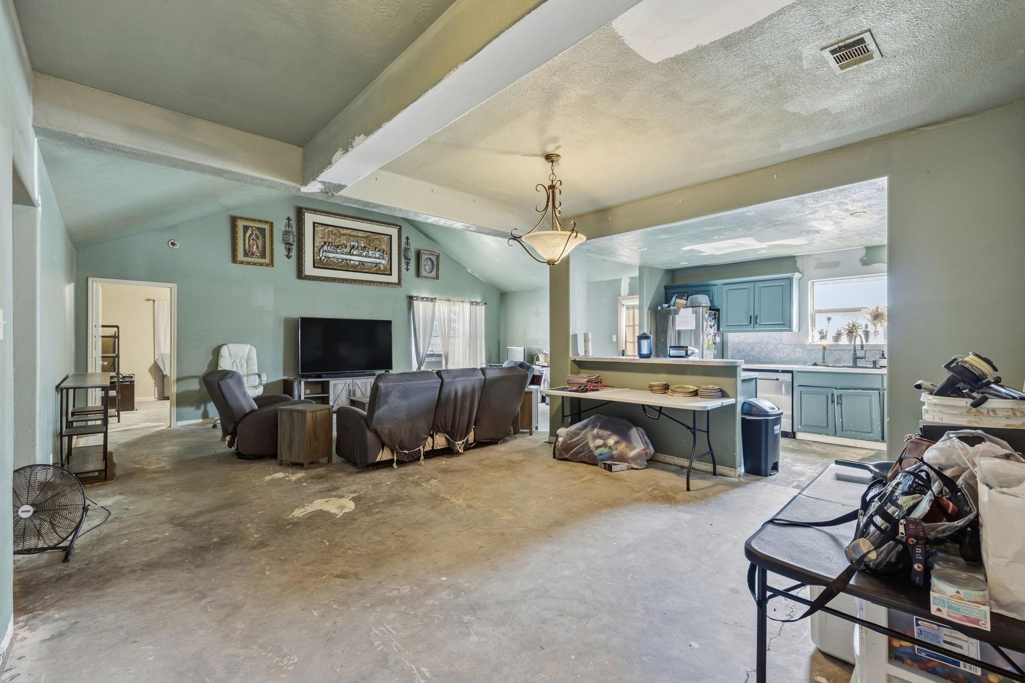 16205 Sun View Lane Property Photo 28