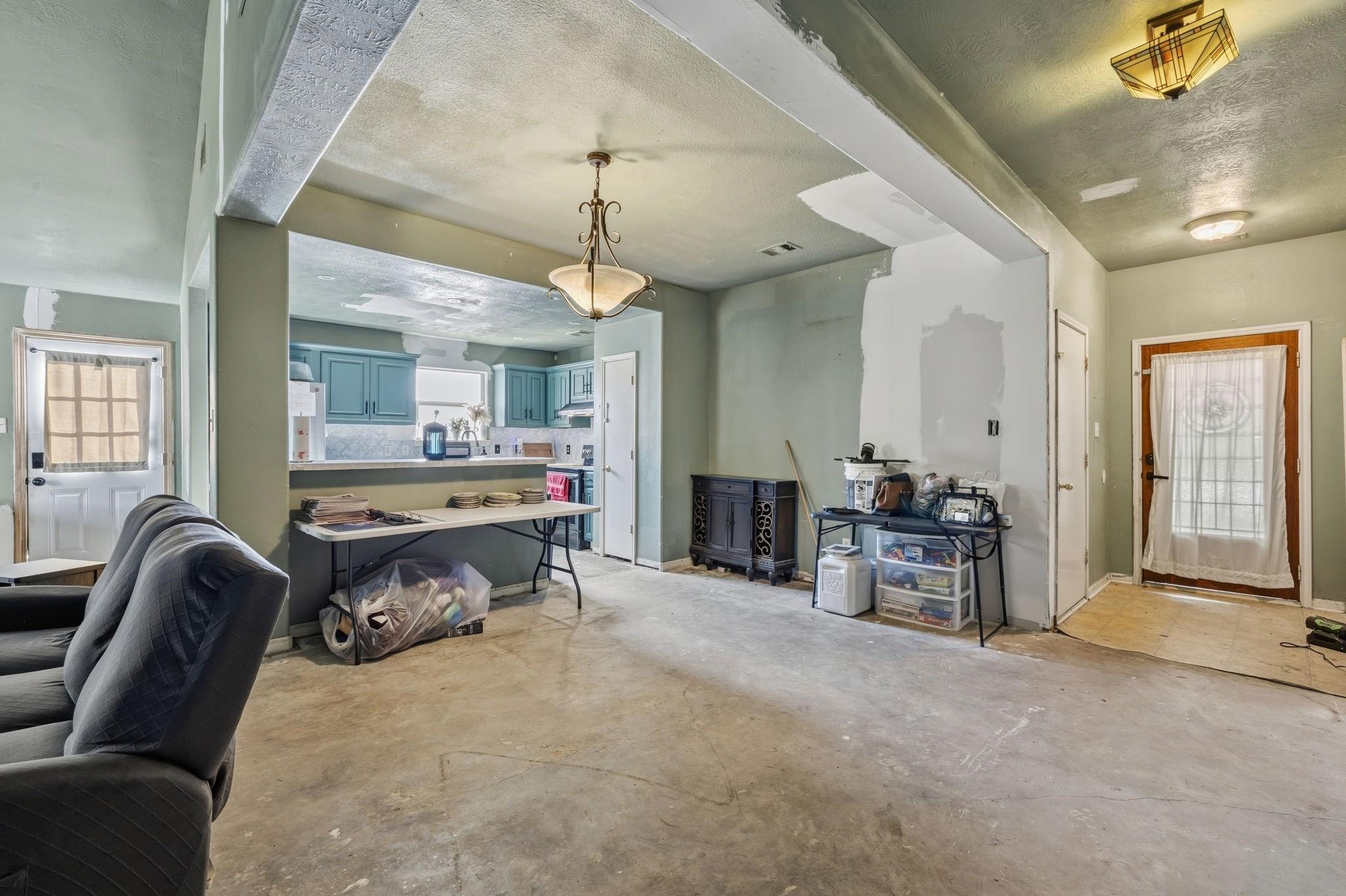 16205 Sun View Lane Property Photo 29
