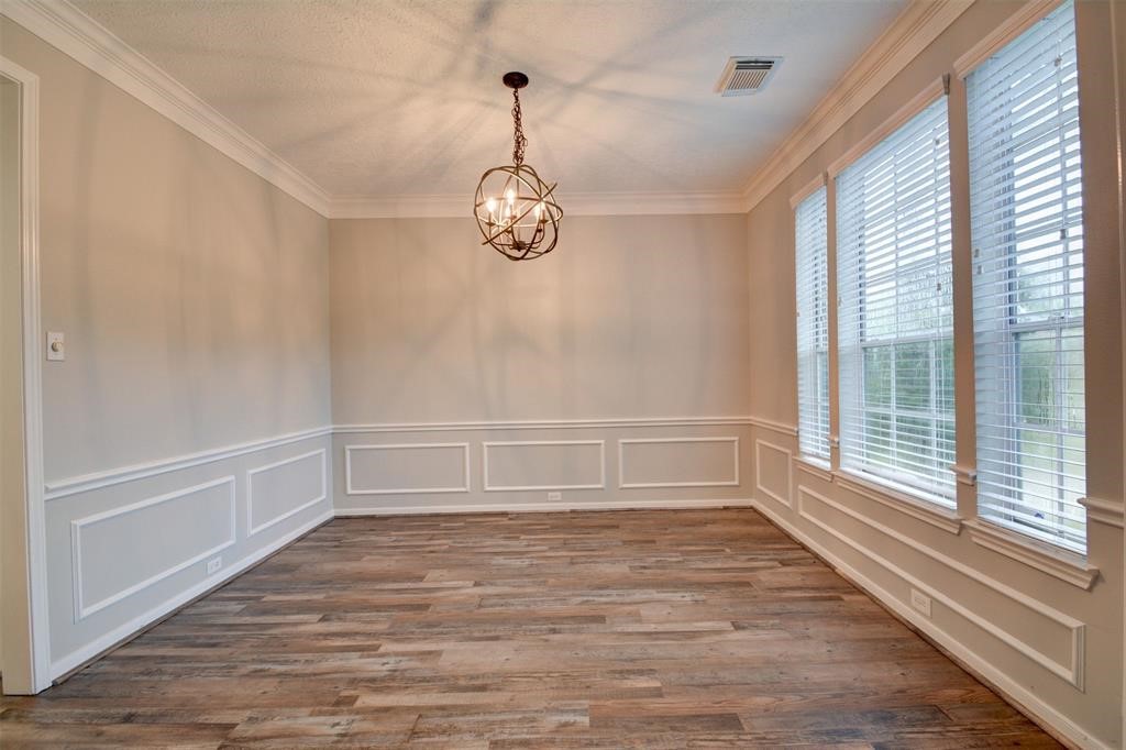 539 W North Hill Drive Property Photo 4