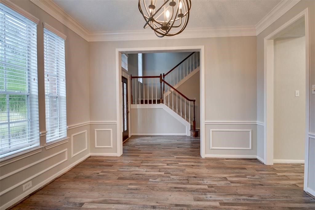 539 W North Hill Drive Property Photo 6
