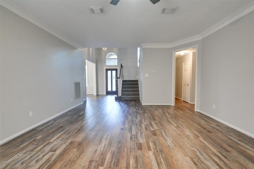 539 W North Hill Drive Property Photo 14