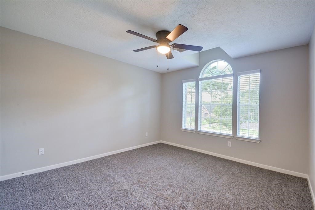 539 W North Hill Drive Property Photo 28
