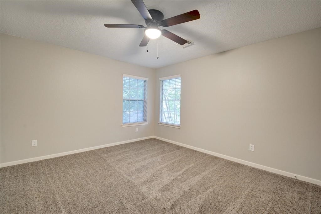 539 W North Hill Drive Property Photo 31