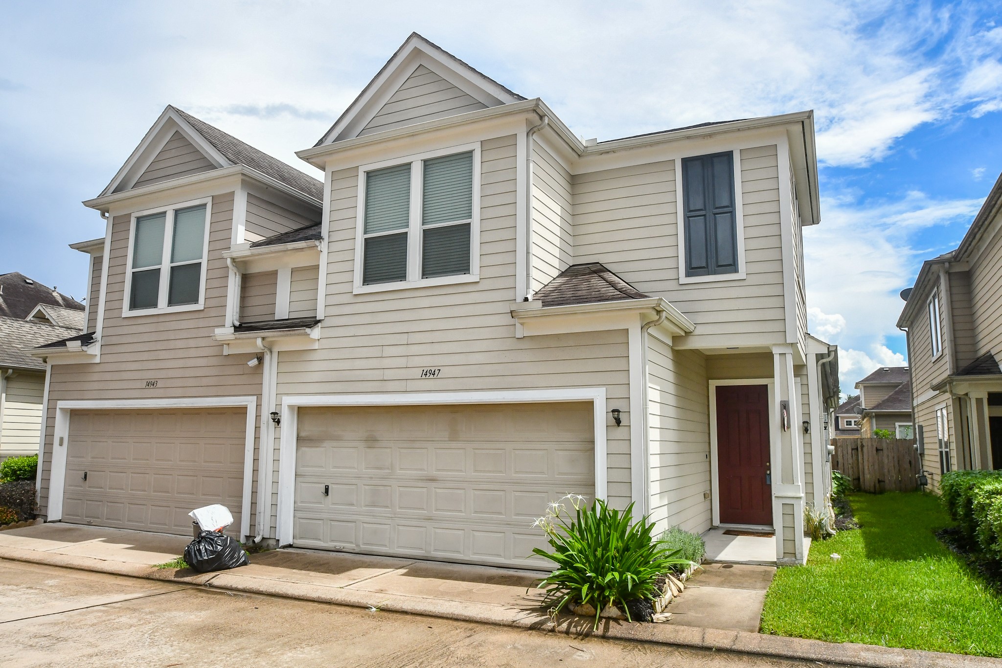14947 Atmore Place Drive Property Photo 3
