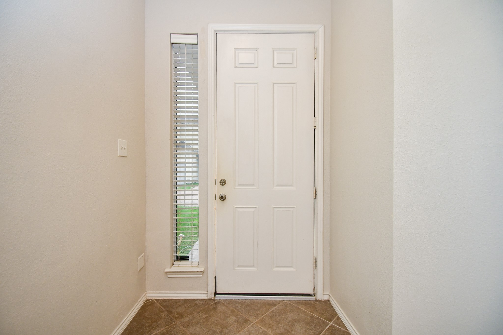 14947 Atmore Place Drive Property Photo 7