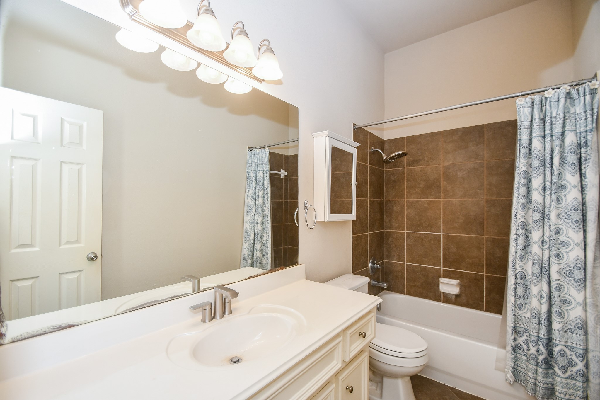 14947 Atmore Place Drive Property Photo 19